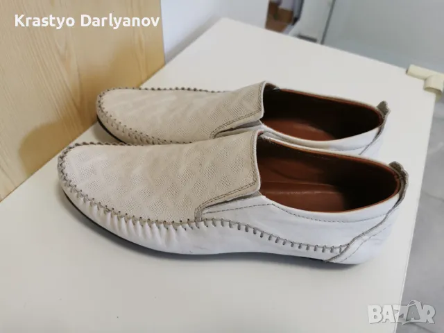 Бели Мокасини Кожени Перфорирана Кожа 40 Стелка 25.5см, снимка 2 - Мокасини - 47450000