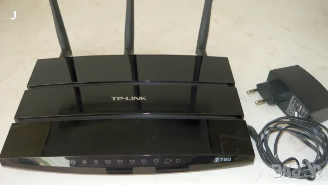 Безжичен двубандов рутер TP-LINK TL-WDR4300, N750, снимка 2 - Рутери - 47523361