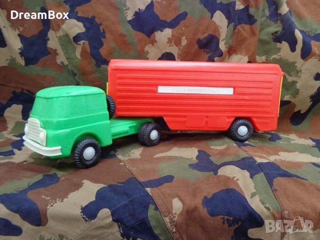 Стари играчки от Соца , снимка 7 - Коли, камиони, мотори, писти - 38412675