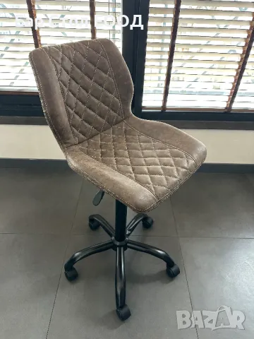 Висок Стол на колелца Jack + доставка и 24м гаранция, снимка 10 - Столове - 49942768