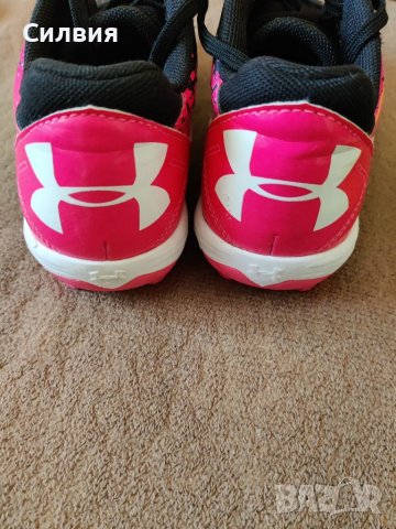Футболни обувки Under Armour 31 номер, снимка 3 - Детски обувки - 39227878
