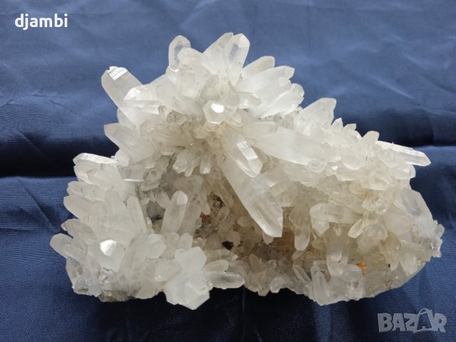 №95,Кристали,Минерали,Кварц,Кварцова друза,, снимка 1