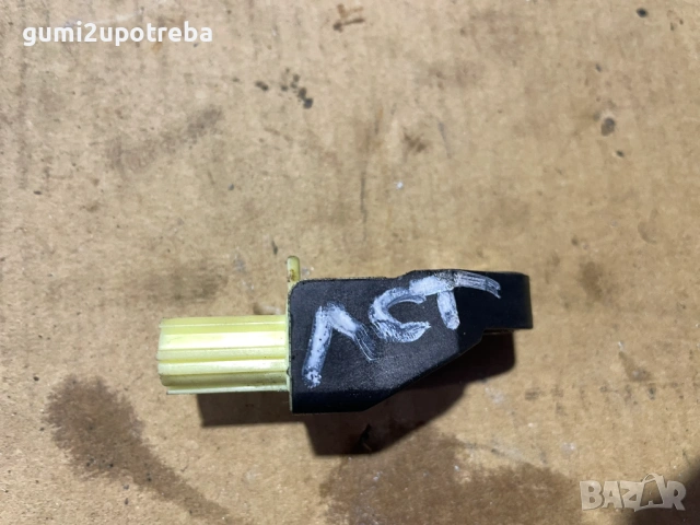 Airbag Сензор 98237sg000 Toyota GT86 2018 Subaru BRZ, снимка 2 - Части - 53062436