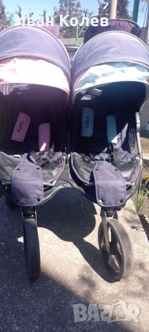 Количка за близнаци