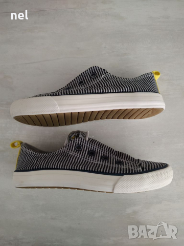 Гуменки H&M, снимка 2 - Детски маратонки - 36539848