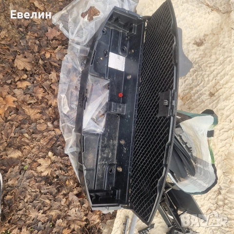 кутията от багажника VW Touran 2006г