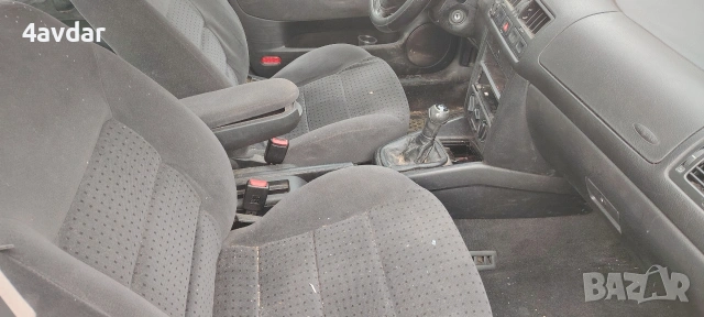 VW Bora 2.0 115 kоня, снимка 12 - Автомобили и джипове - 53134339