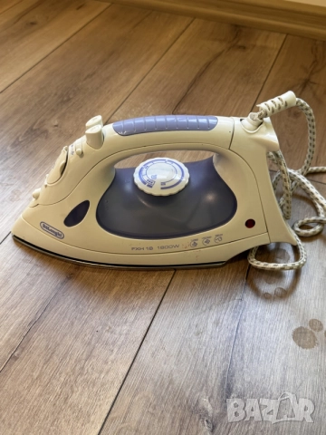 Запазена ютия DeLonghi 