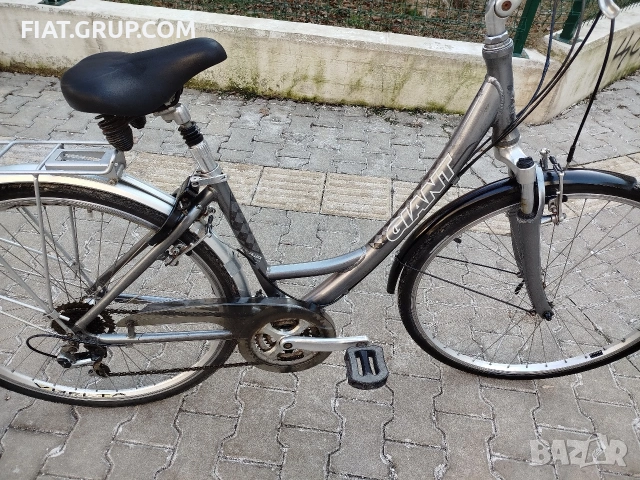 **Градски Giat 28Цола 21скорости НАЙ-УДОБНАТА РАМКА Алуминиев ВНОС Германия**, снимка 3 - Велосипеди - 53151167