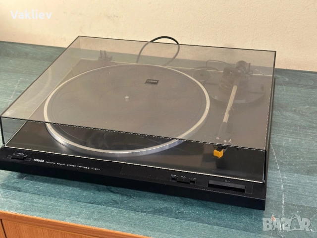 Грамофон Yamaha TT-300 – Belt Drive, японско качество, снимка 3 - Грамофони - 54340321