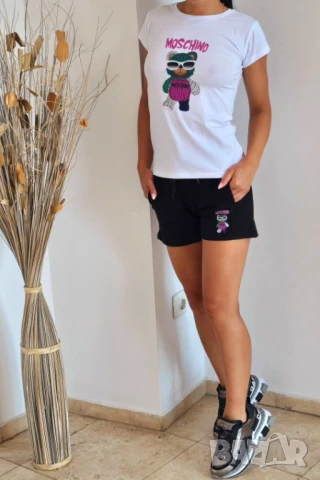 дамски екипи moschino