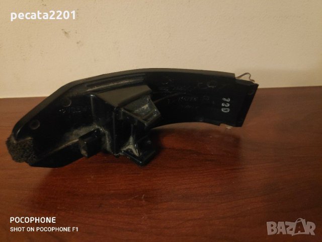 Продавам - оригинален мигач дясно огледало за Тойота Рав 4, снимка 2 - Части - 31486201