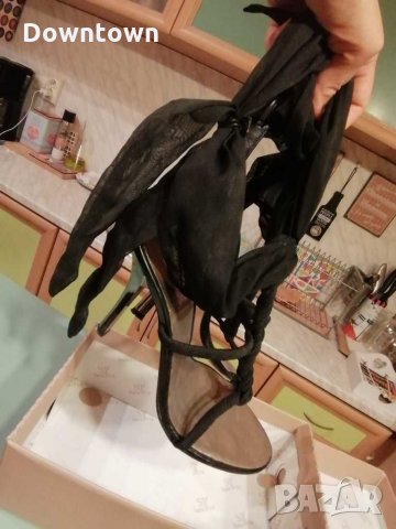 LJO by Jennifer Lopez, черни сандали с връзки и елементи от естествена кожа , снимка 6 - Дамски обувки на ток - 29711116