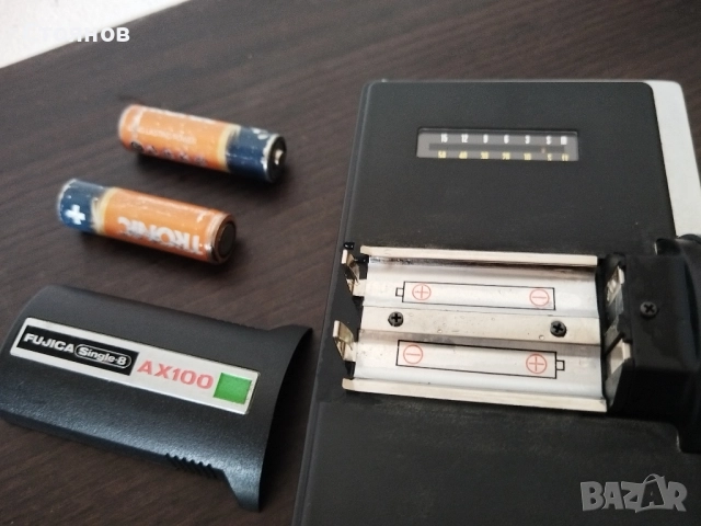 Ретро Кинокамери 8mm.FUJICA,YASHICA,REVUE,HANIMEX,КВАРЦ , снимка 9 - Камери - 42562564