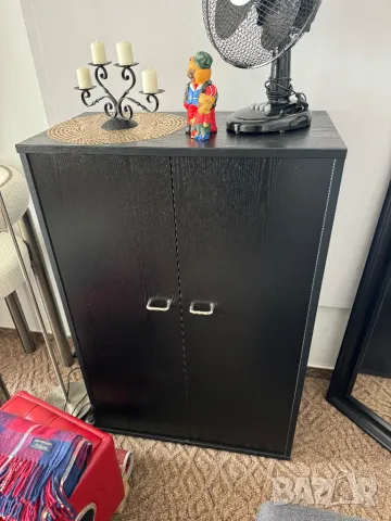 Шкаф черен в много добро състояние , снимка 1