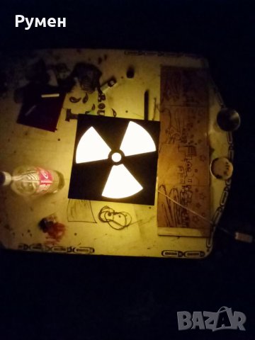 Радиоактивна лампа