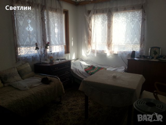 Продавам къща в Панагюрище, снимка 8 - Къщи - 35062586