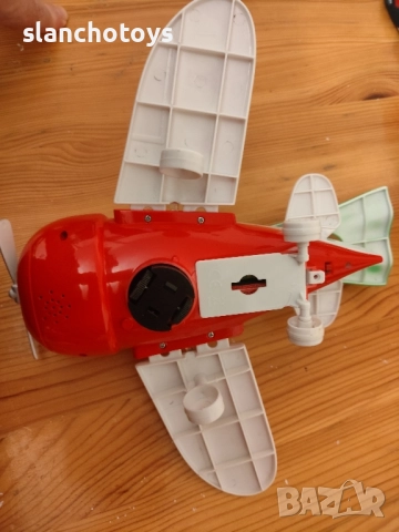 Маккуйн светкавицата,с крила, Поредицата Самолети / Planes, снимка 7 - Коли, камиони, мотори, писти - 49312217