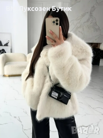 ❄️🦊 Елегантна Зимна Визия – Дамско Палто от Лисича Кожа 🦊, снимка 4 - Якета - 51808899
