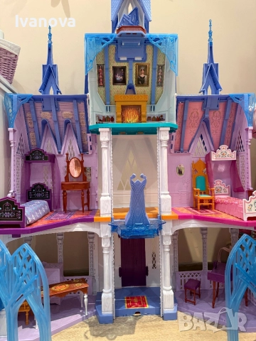 Замък на Замръзналото кралство