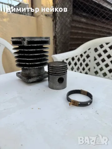 Продава се комплект цилиндри, бутала и сегменти за български компресор УК 25, снимка 1