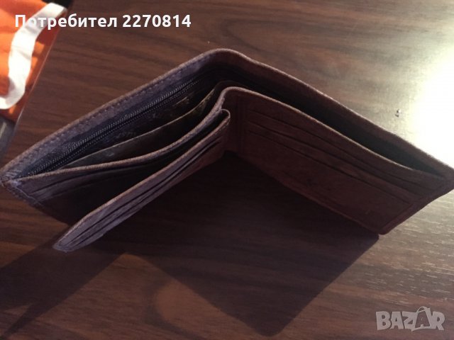 Портфейл, снимка 4 - Портфейли, портмонета - 29098464