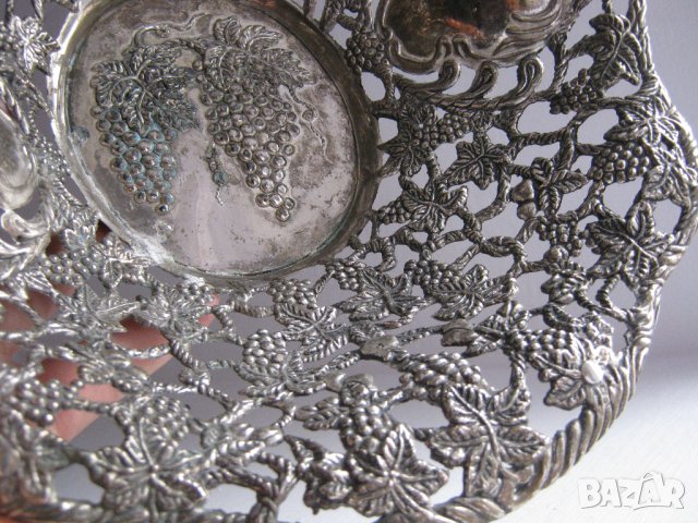 Стара метална чиния, фруктиера, съд с релеф и орнаменти,антика, снимка 8 - Други - 31759127