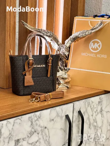 Michael Kors дамски чанти Различни цветове , снимка 2 - Чанти - 48874468