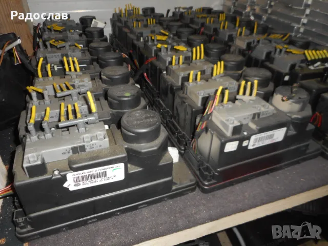 Вакууми, вакуум клапани и вакуум за централно и седалки от Мерцедес, снимка 17 - Части - 48002467