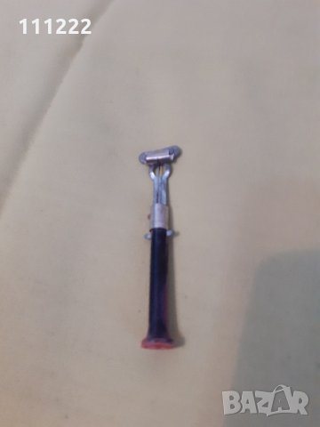 игла за ловене бримки на чорапи