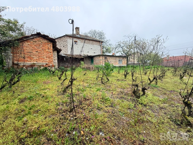 Продавам къща с.Здравец, снимка 9 - Къщи - 54270233