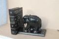 Дървена фигура Слон за Книга, снимка 1