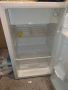 Малък Хладилник почти НОВ, снимка 3