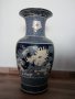 Продавам голяма,стара и красива, китайска ваза., снимка 1 - Колекции - 39728380