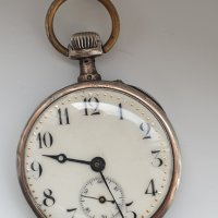 Сребърен джобен часовник, снимка 1 - Антикварни и старинни предмети - 42682316