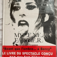 Mylene Farmer Avant que l’ombre à Bercy книга, снимка 1 - Други - 44804286