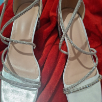 Продавам официалени сребърни сандали 42 размер, снимка 3 - Сандали - 44636674