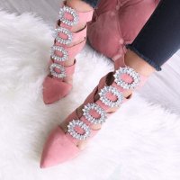 Нови розови сандали, снимка 1 - Дамски елегантни обувки - 40186222