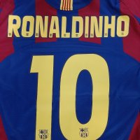 Тениска Роналдиньо Барселона ретро легенди , снимка 4 - Футбол - 44573118