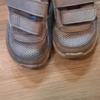 детски маратонки adidas, снимка 1 - Детски обувки - 39976362