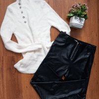 Нова Дамска блузка размер S , снимка 2 - Блузи с дълъг ръкав и пуловери - 39560383