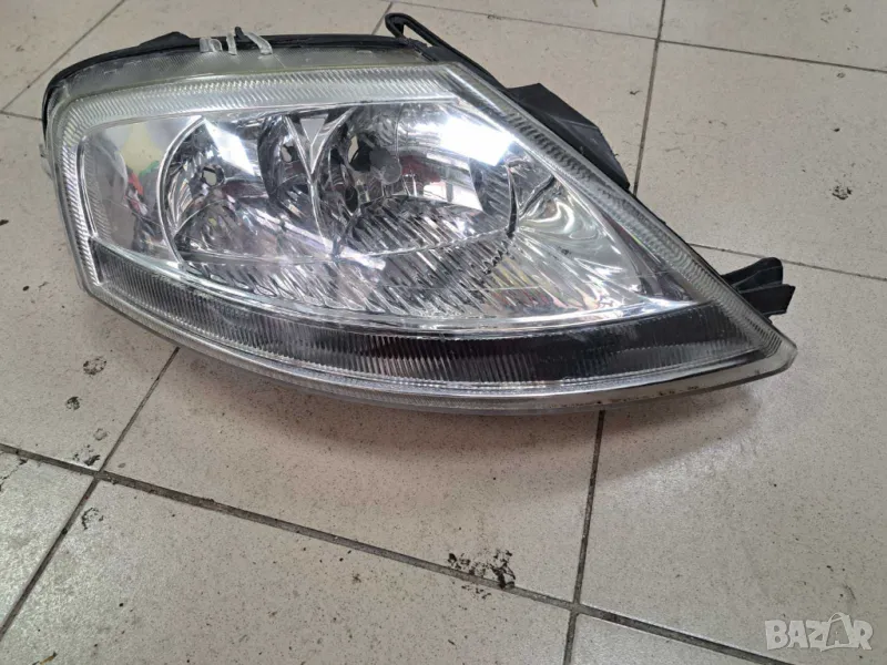 Десен фар за ситроен С3 2005г, снимка 1