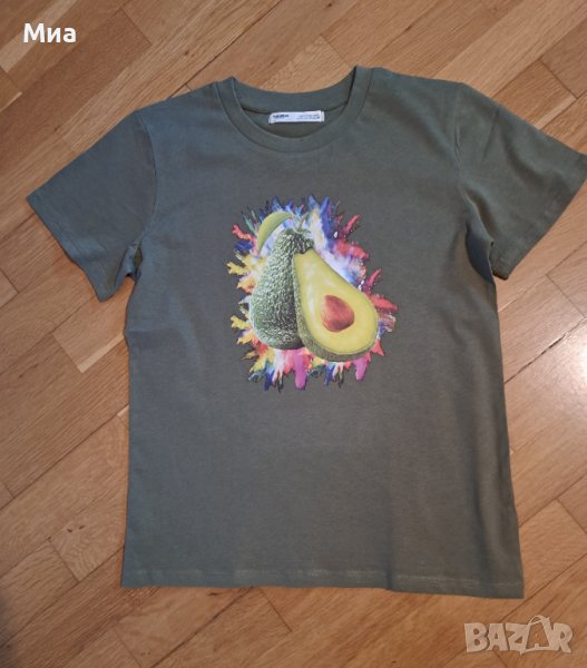 Дамска тениска с апликация., снимка 1