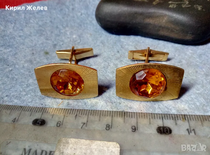 Стари СКЪПОЦЕННИ ПОЗЛАТЕНИ БУТОНЕЛИ РЕТРО КОПЧЕТА За РЪКАВЕЛИ с ФАСЕТИРАН ЦИТРИН 48881, снимка 1
