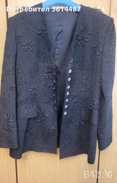 Черно сако на цветя, снимка 1
