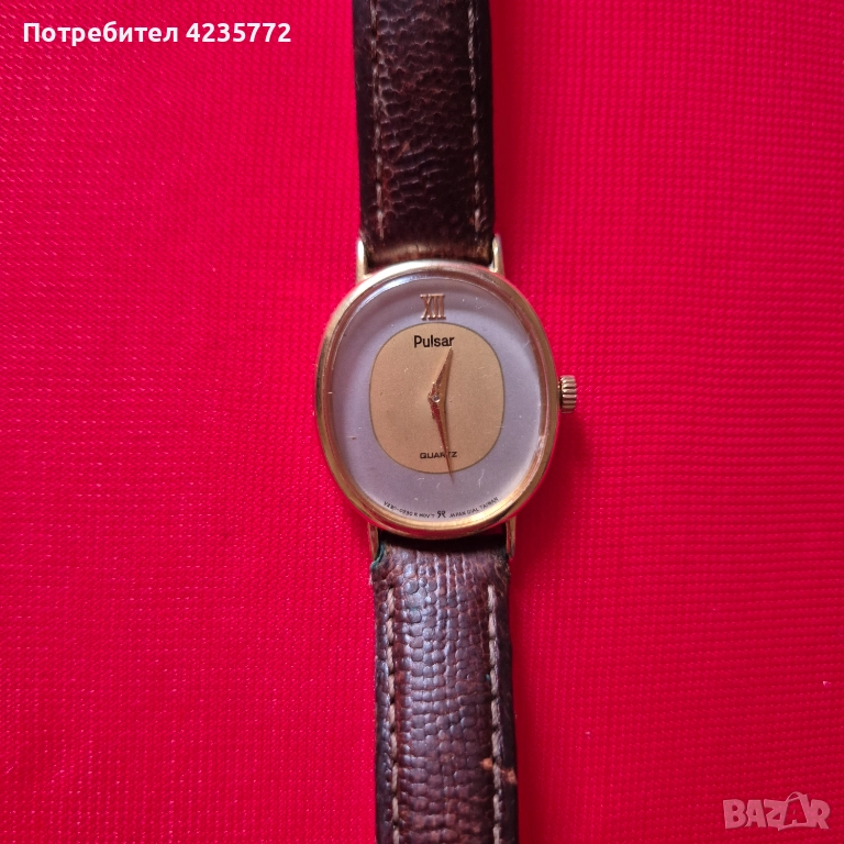 Швейцарски позлатен кварцов дамски винтидж часовник Pulsar. , снимка 1
