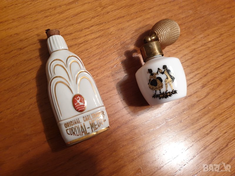 Продавам класически ретро флакон бутилка от парфюм с декорация с позлата от 60-те, снимка 1