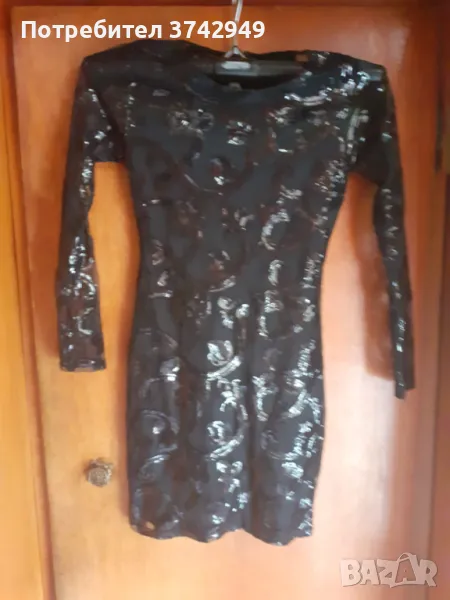 Малка черна рокля, снимка 1