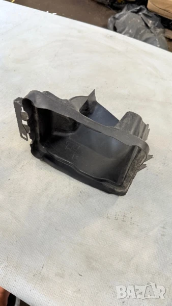 Десен въздуховод на радиатора за БМВ 3 Серия F30 F31, снимка 1