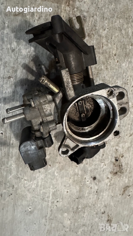 Дроселова Клапа за Toyota Yaris - 22210-03010 / 89452-0D010, снимка 1